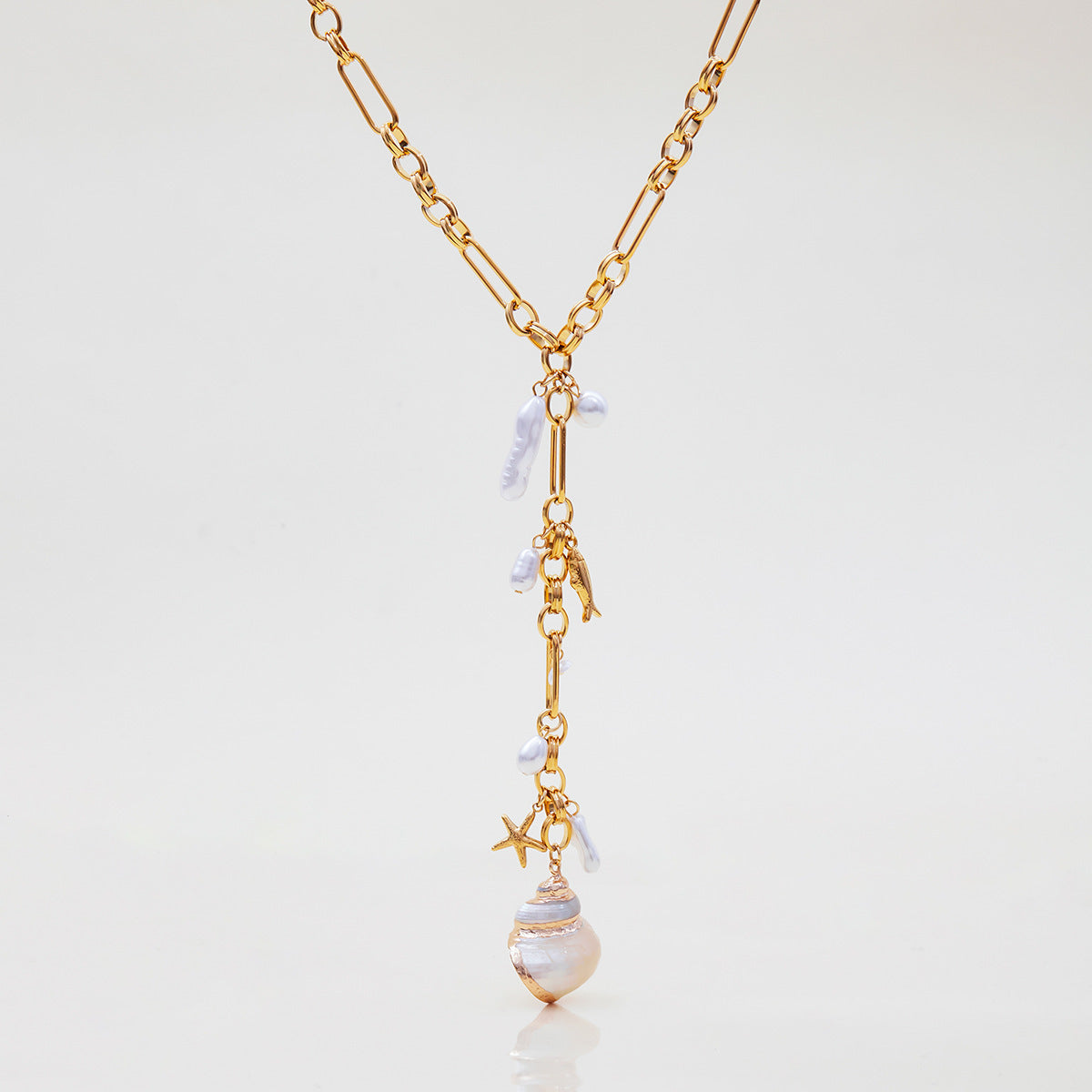 Minimalist Y-Chain Necklace with Conch Pendant – High-Grade Stainless Steel